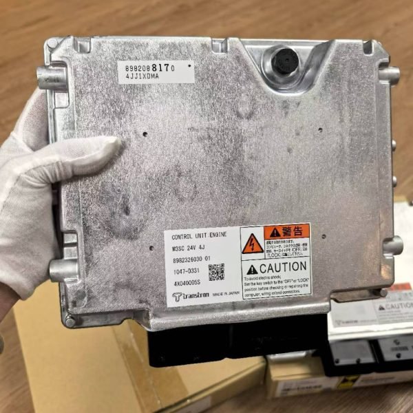 いすゞ 4JJ1 エンジンコントロールユニット (ECU) – 日立ZAX130-5B / 住友SH130-6用 DBFプログラム付き